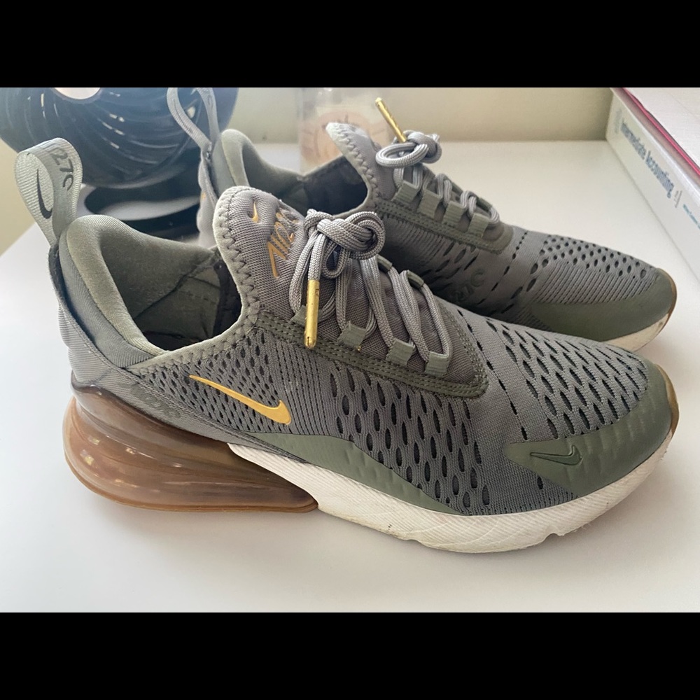 Nike AirMax 270
